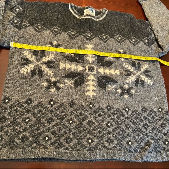 JEFFREY BANKS – 100% Wool Hand Knit (Menswear) Sweater as Women’s SKI Sweater - Picture 7 of 14